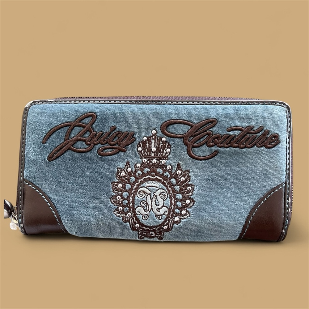 Rare Y2K Juicy Couture Velour Wallet Blue & Brown Zip-Around Deadstock
